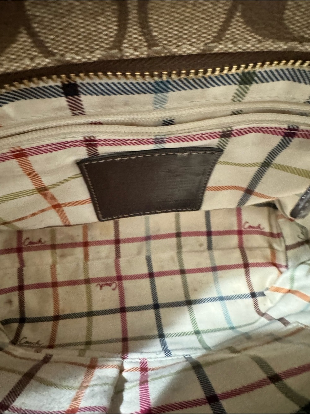 COACH 2007 Heritage Stripe
Horse & Carriage Signature Tote -
GUC - Picture 2 of 10